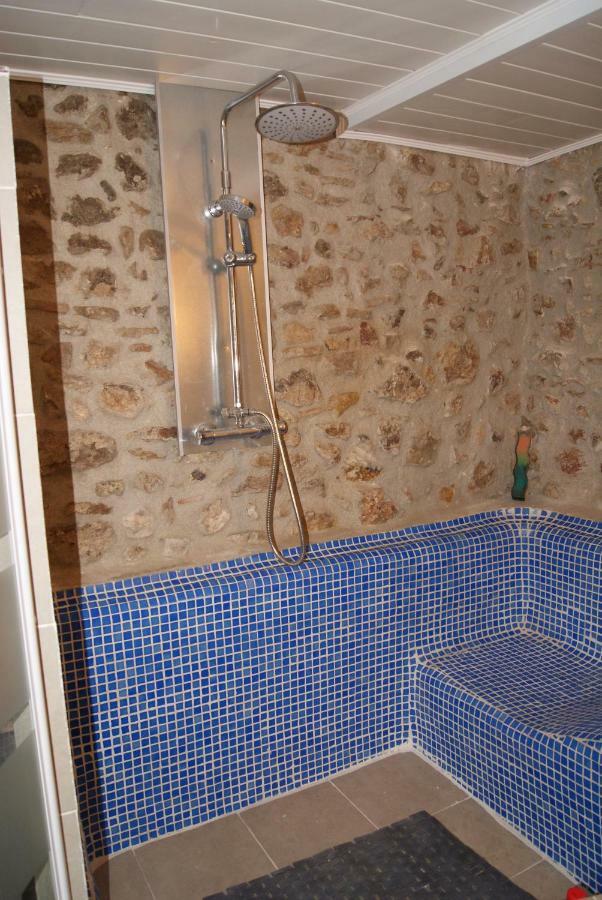 Apartament Codina 40 Apartment Torroella De Montgri Exterior photo